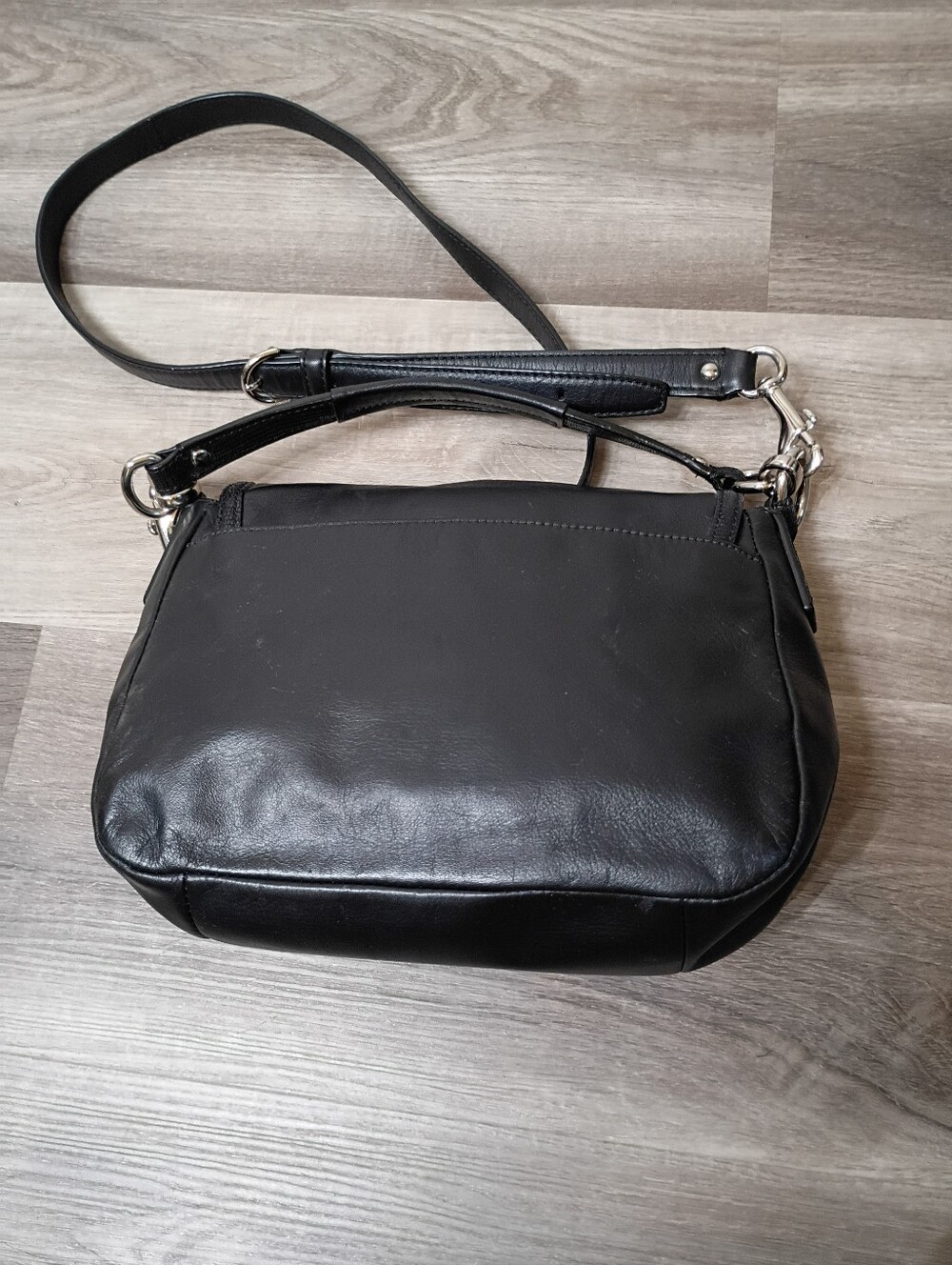 Coach Vintage 2010s Classic Black Leather Silver Hardware Buckle Crossbody Bag - Picture 5 of 9